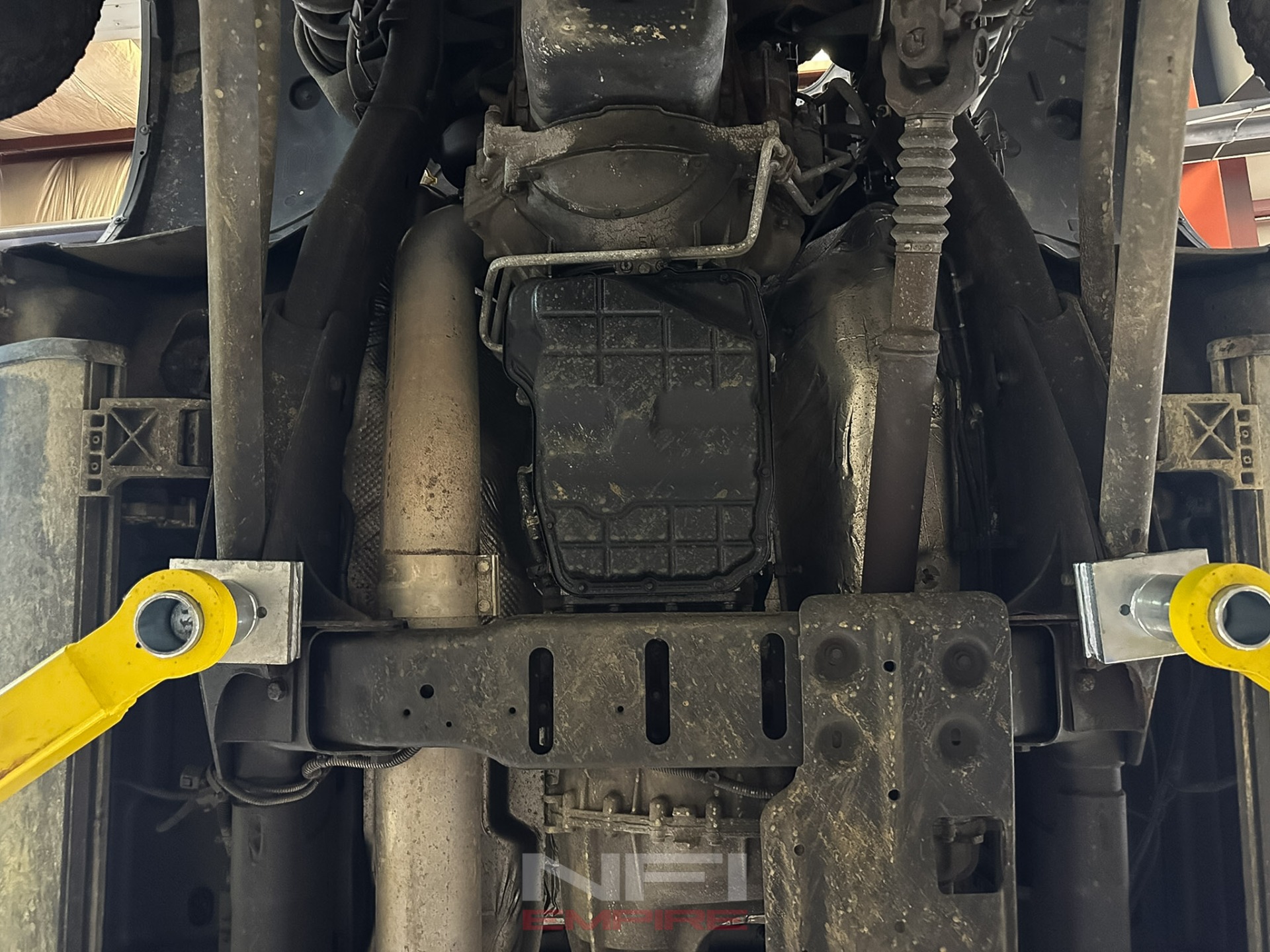 Used-2012-Ram-3500-Crew-Cab-ST-Pickup-4D-6-13-ft-1750089155