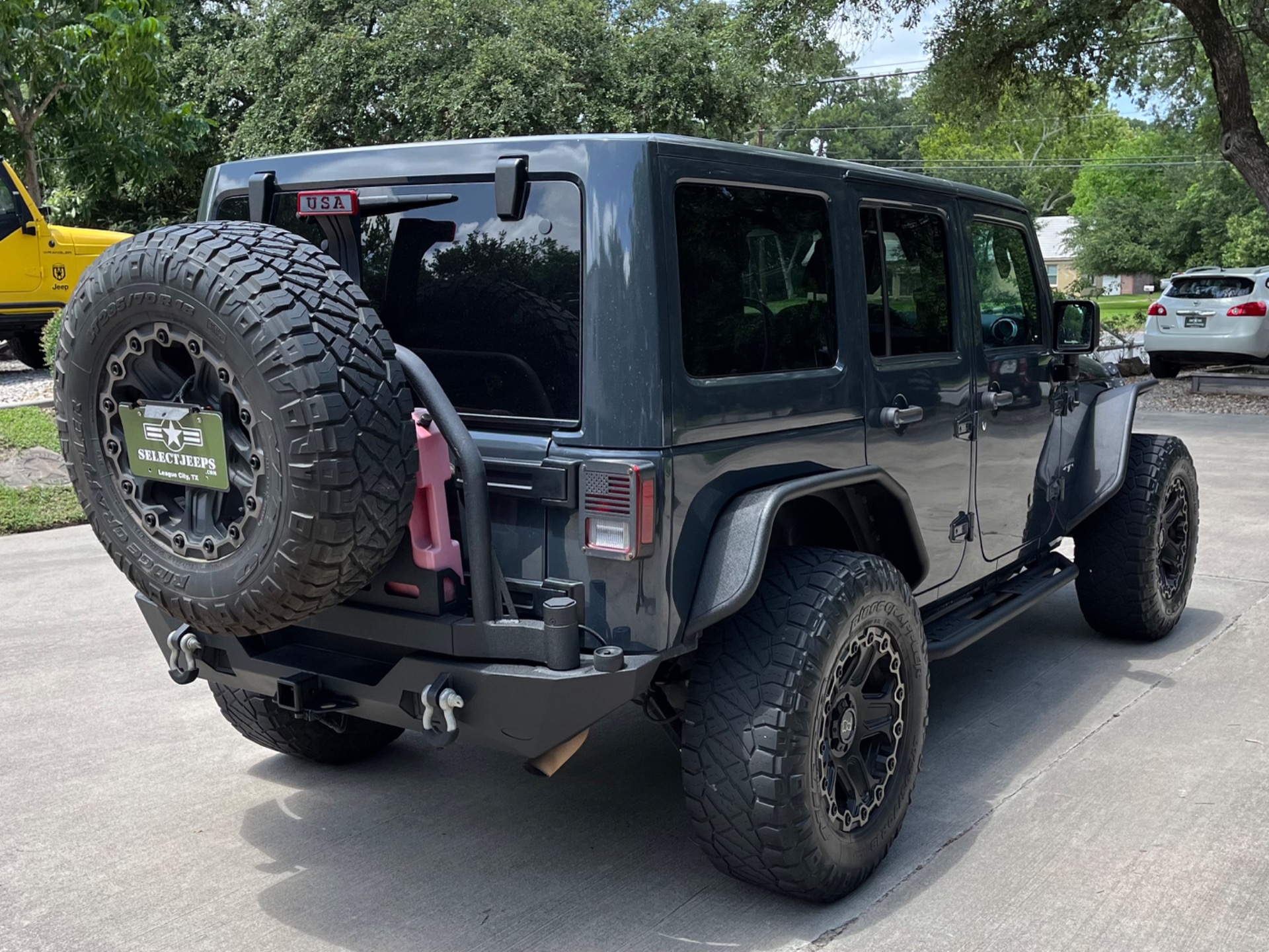 Used-2016-Jeep-Wrangler-Unlimited-Sahara (10)