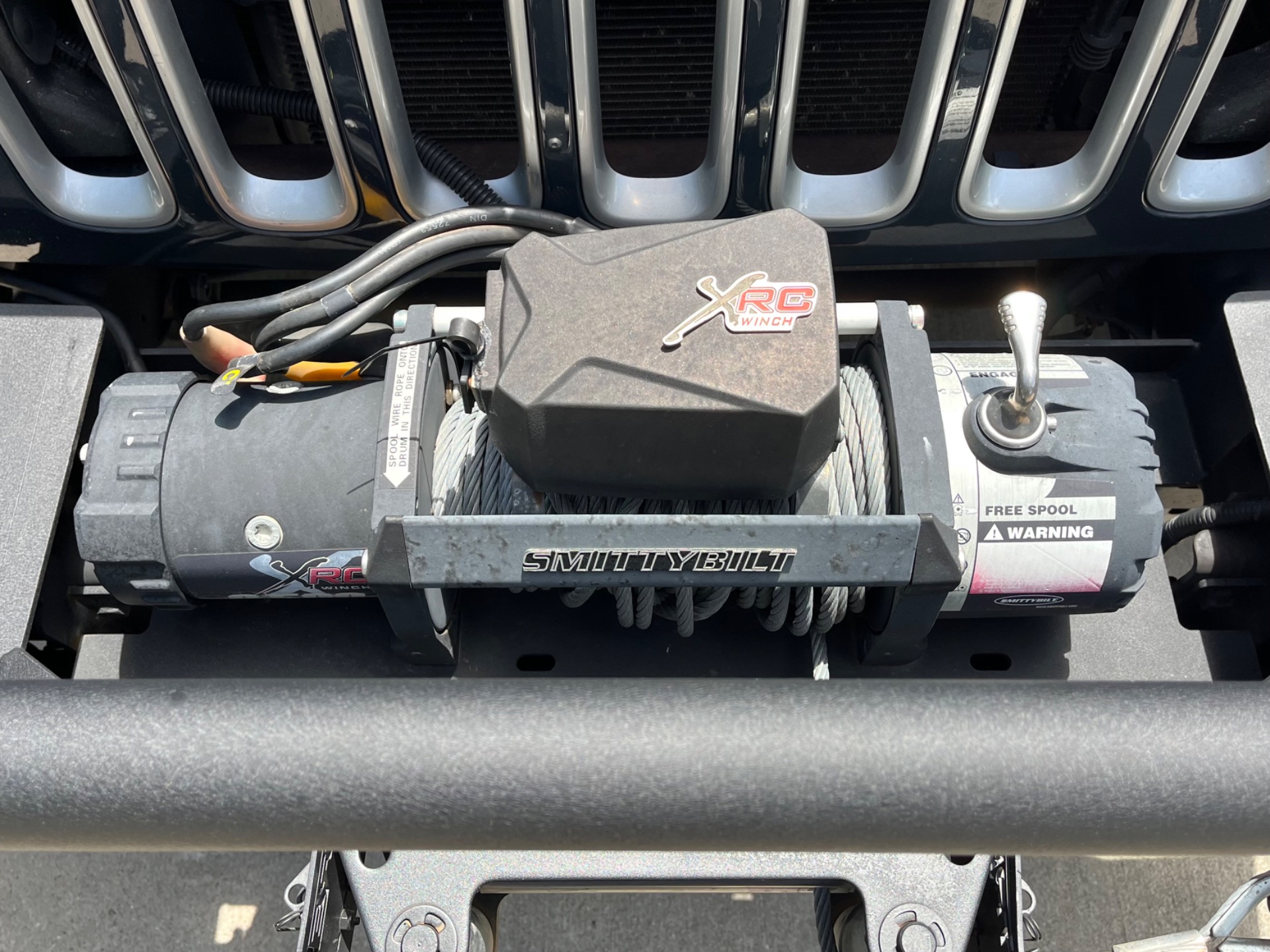Used-2016-Jeep-Wrangler-Unlimited-Sahara (2)