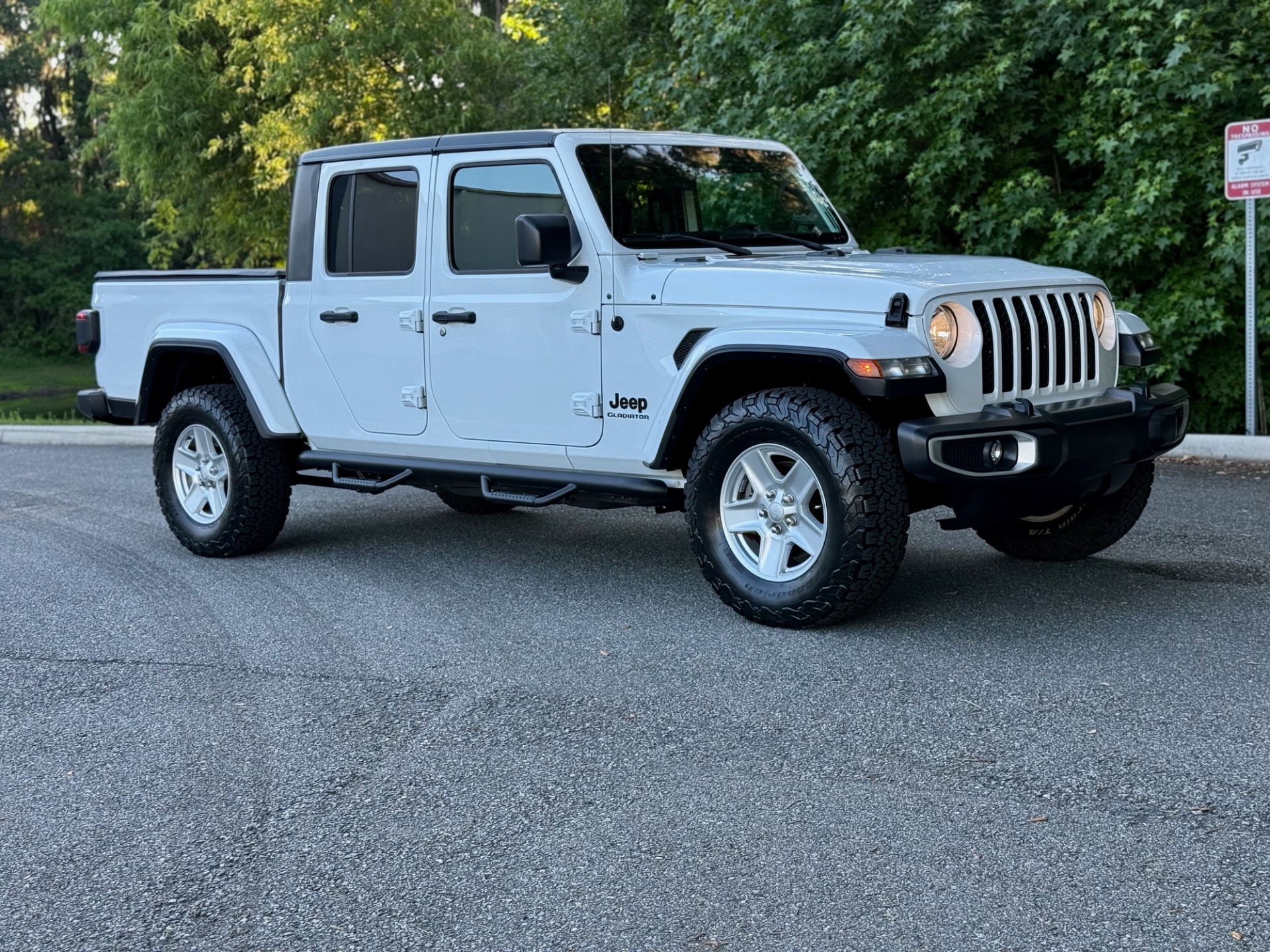 Used-2021-Jeep-Gladiator-Sport-1747266026 (1)