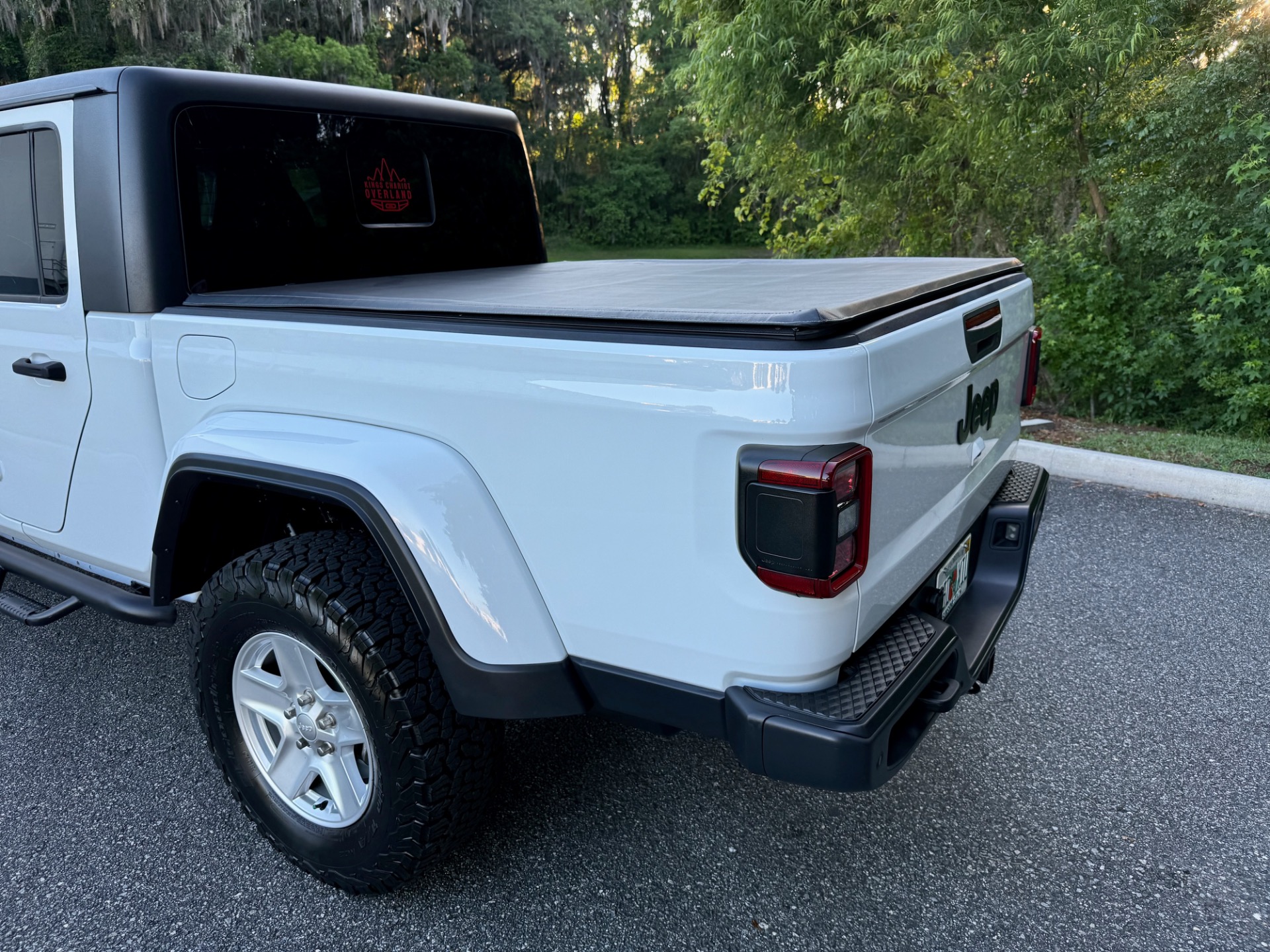 Used-2021-Jeep-Gladiator-Sport-1747266027 (1)