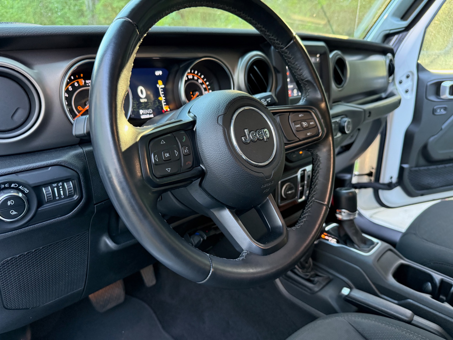 Used-2021-Jeep-Gladiator-Sport-1747266038