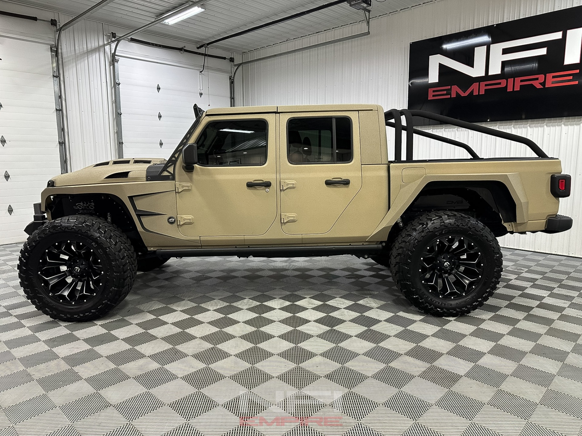 Used-2022-Jeep-Gladiator-Sport-S-Pickup-4D-5-ft-1748524782