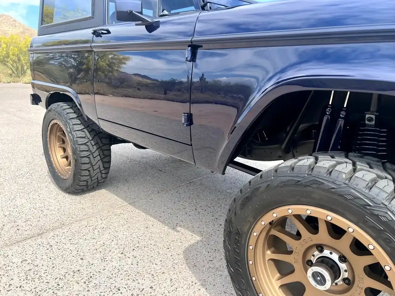 custom-1976-ford-bronco-for-sale-scottsdale-az-17