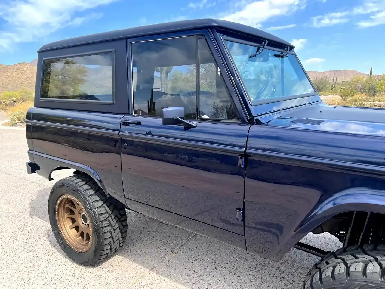 custom-1976-ford-bronco-for-sale-scottsdale-az-19