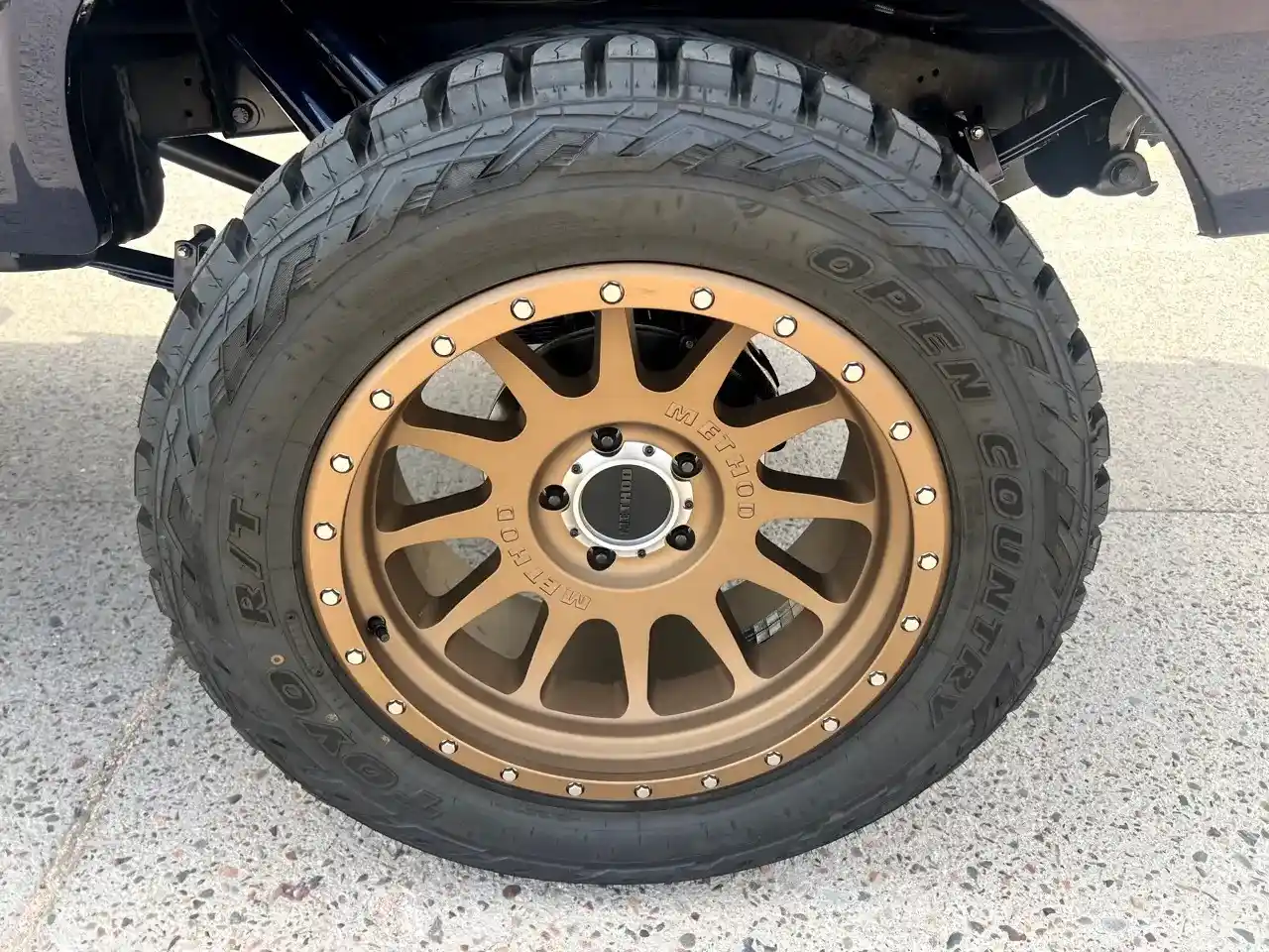 custom-1976-ford-bronco-for-sale-scottsdale-az-29