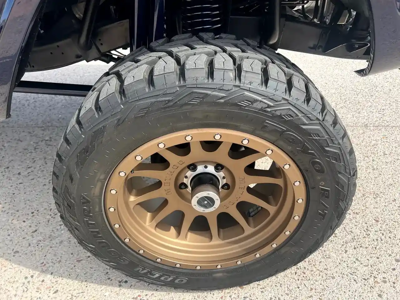 custom-1976-ford-bronco-for-sale-scottsdale-az-33