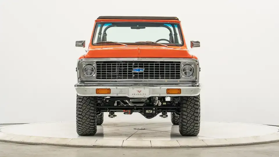 hugger-orange-1969-chevrolet-k5-blazer-for-sale-velocity-restorations-4
