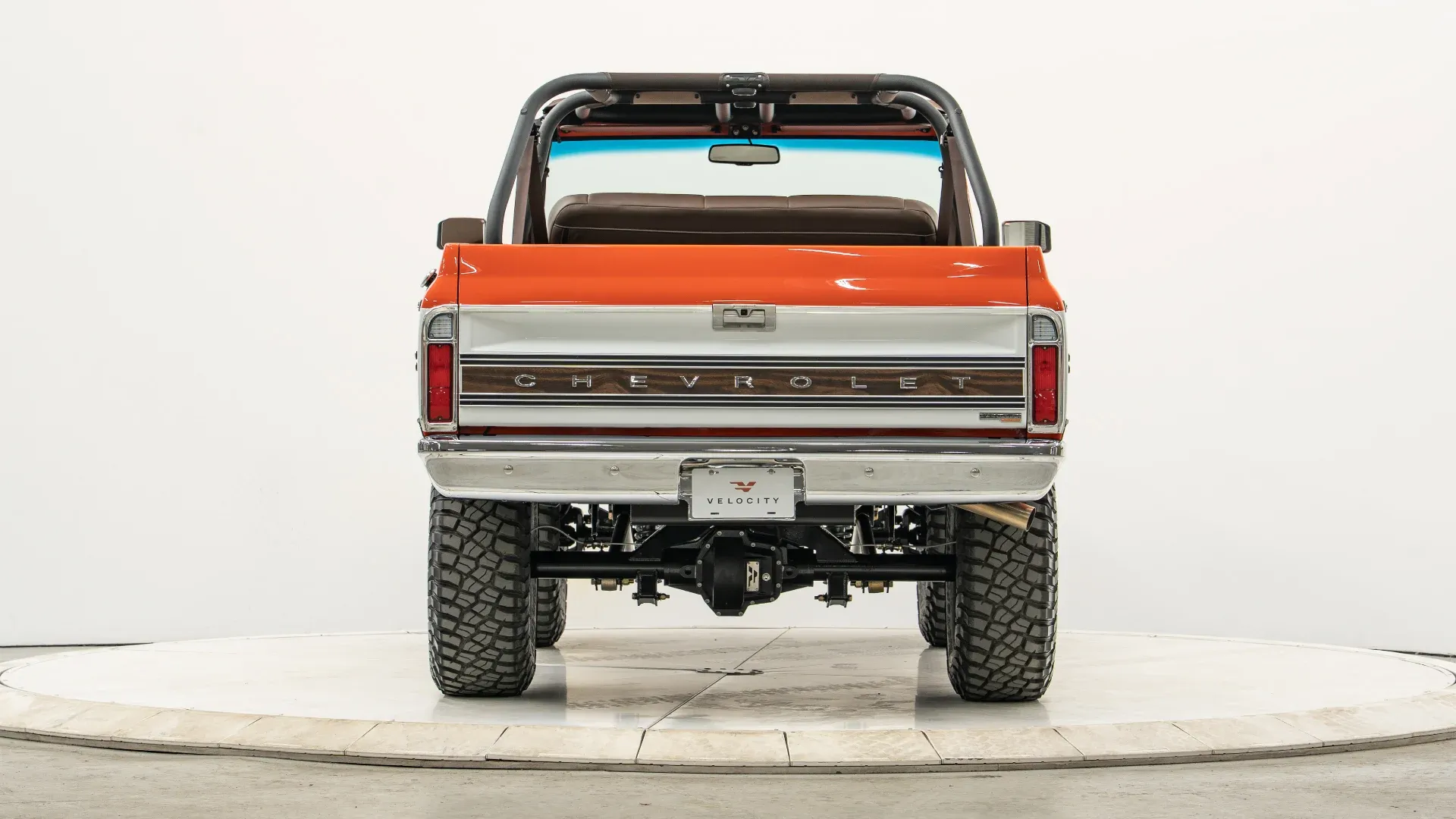hugger-orange-1969-chevrolet-k5-blazer-for-sale-velocity-restorations-45