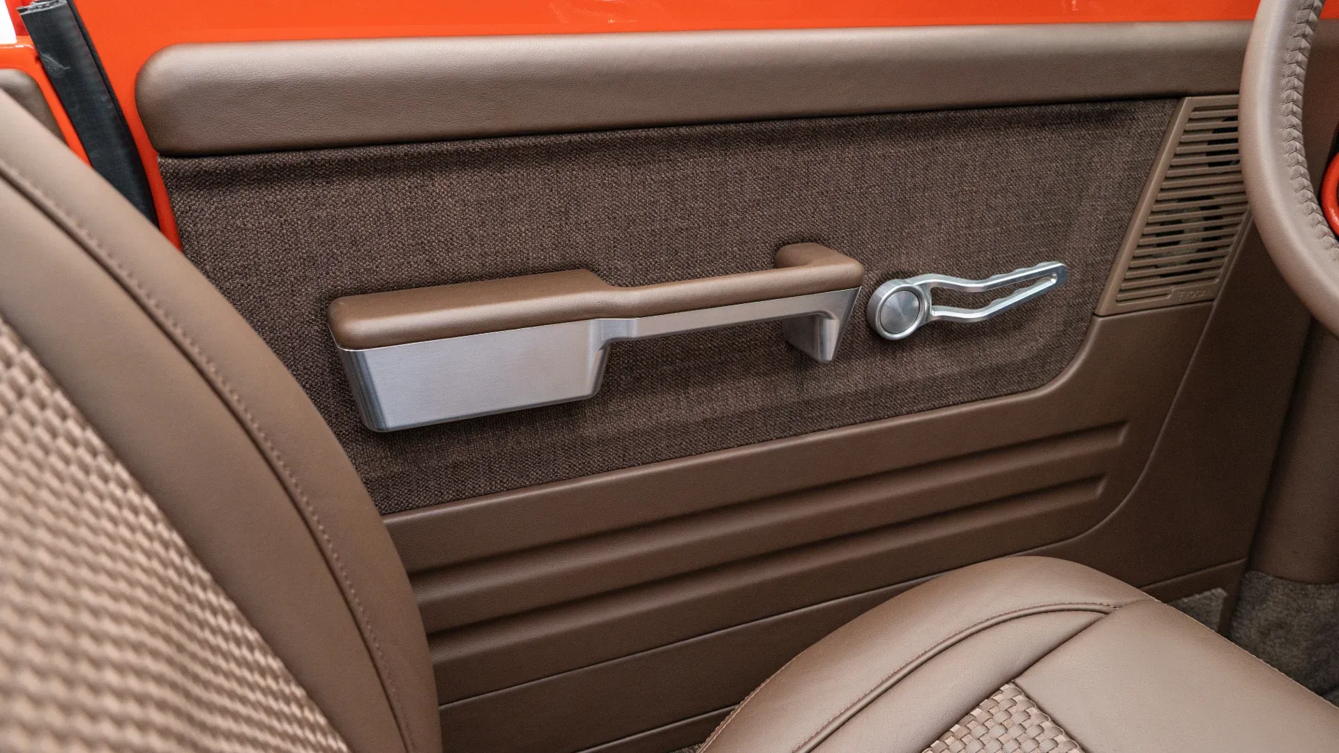 hugger-orange-1969-chevrolet-k5-blazer-for-sale-velocity-restorations-54