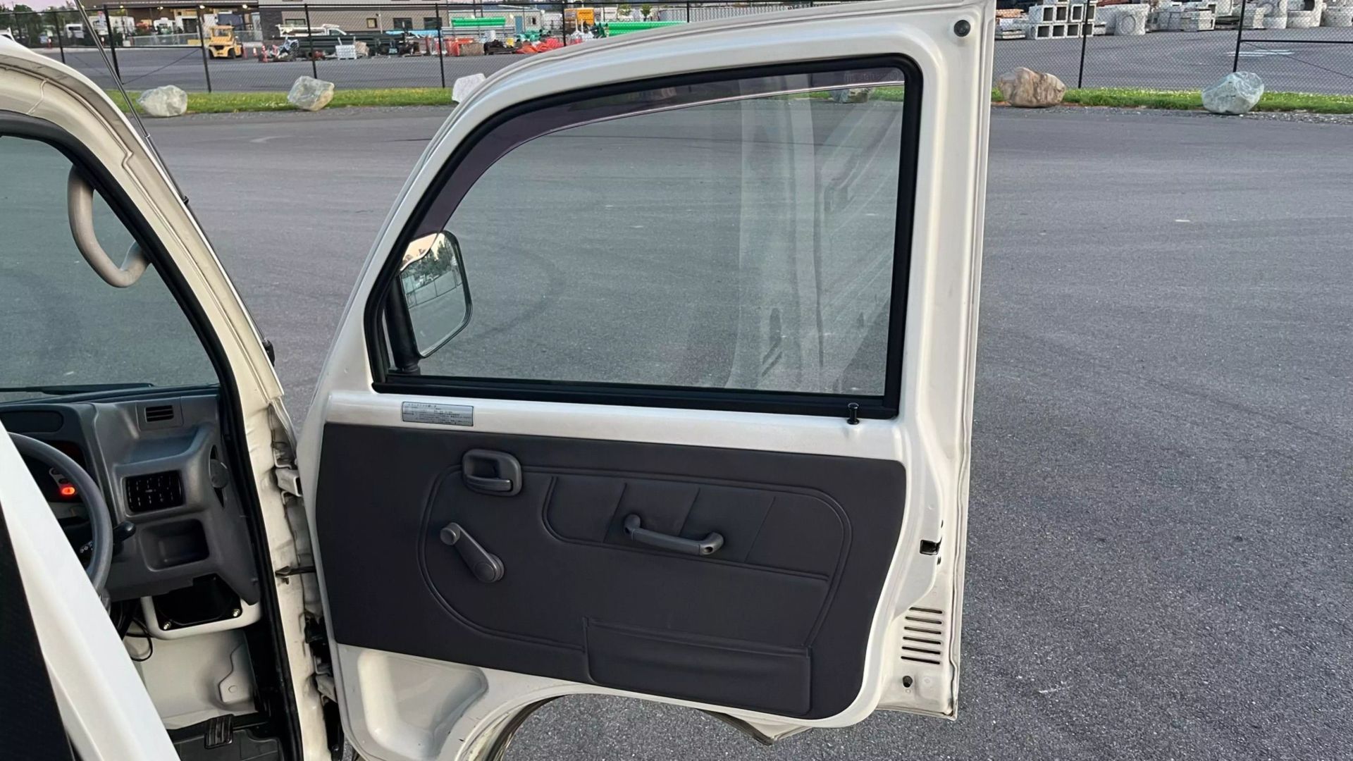 mitsubishi-minicab-micro-for-sale-26