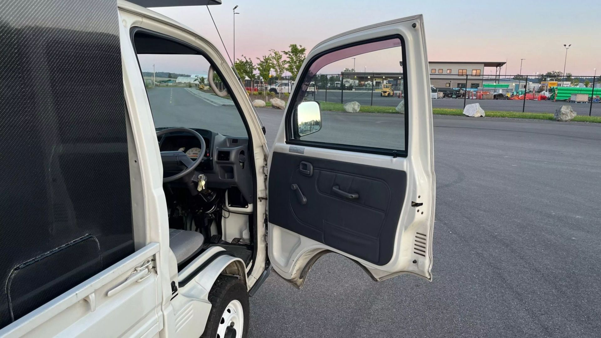 mitsubishi-minicab-micro-for-sale-27