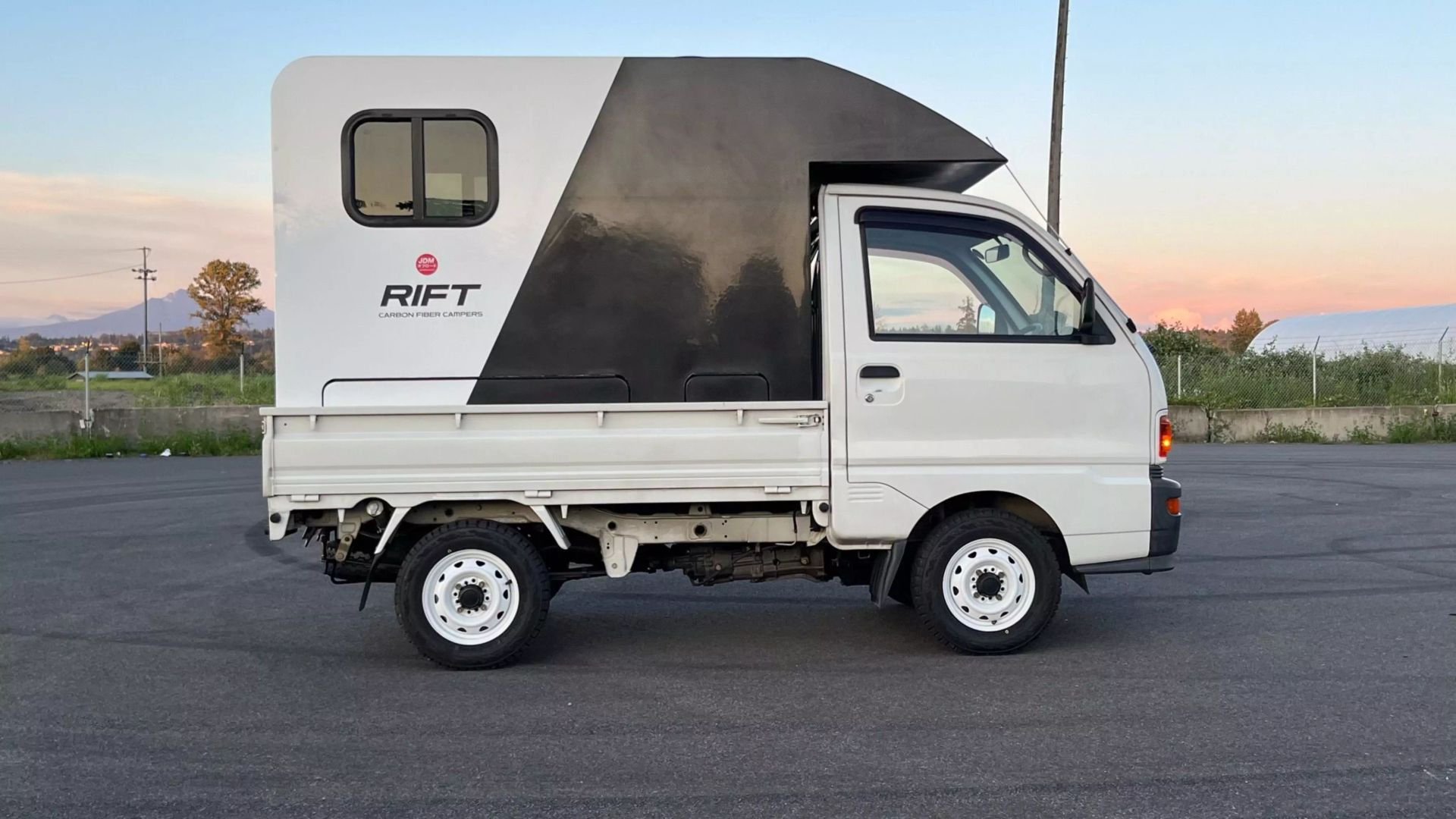 mitsubishi-minicab-micro-for-sale-37