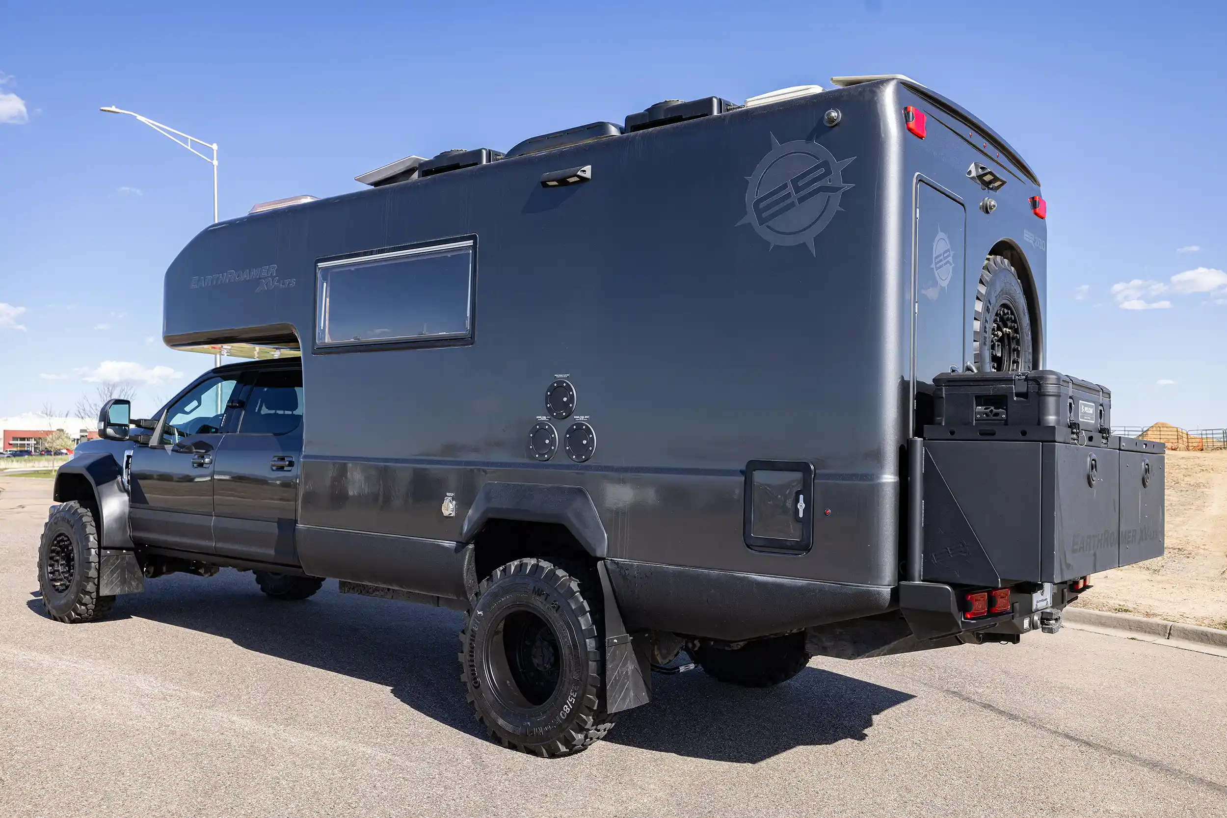 pre-roamed-earthroamer-200-for-sale-03