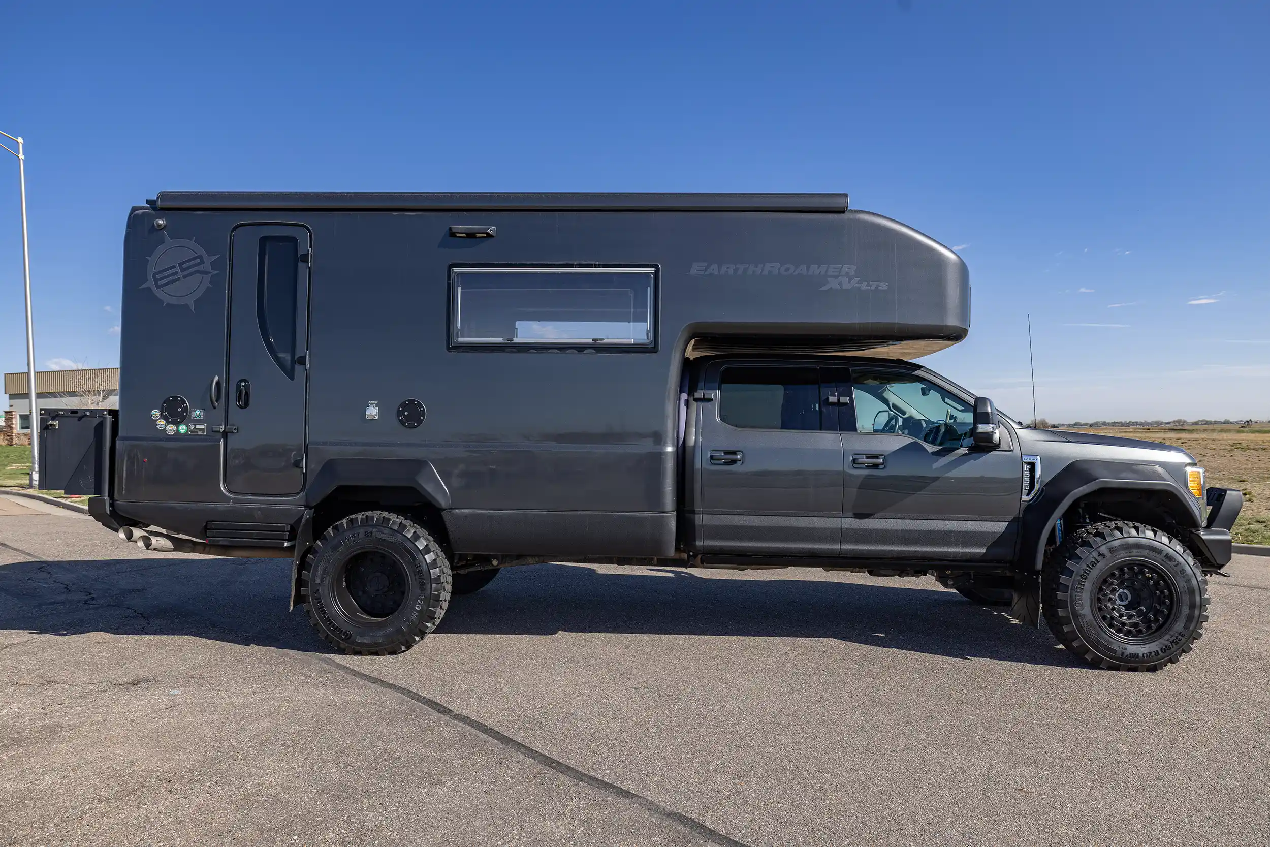 pre-roamed-earthroamer-200-for-sale-07