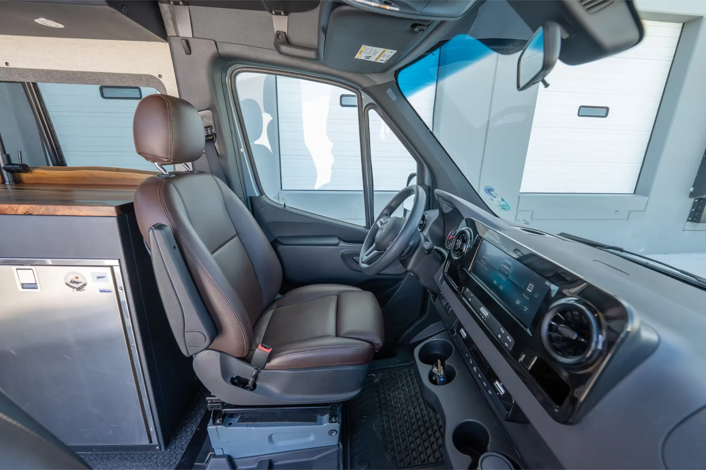 preowned-2023-sundance-kid-pro-x-mercedes-benz-sprinter-van-for-sale-off-highway-van-09