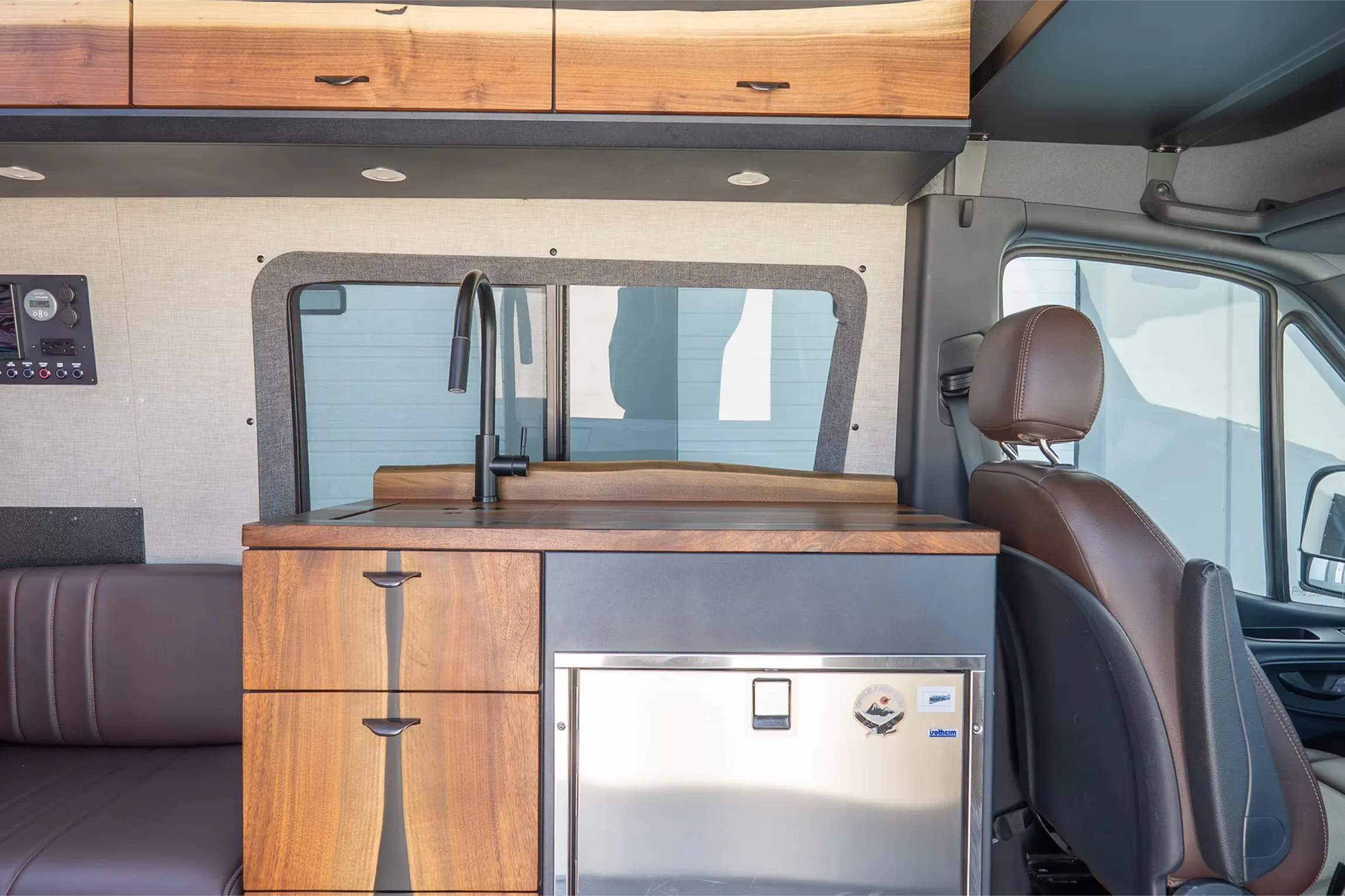 preowned-2023-sundance-kid-pro-x-mercedes-benz-sprinter-van-for-sale-off-highway-van-18