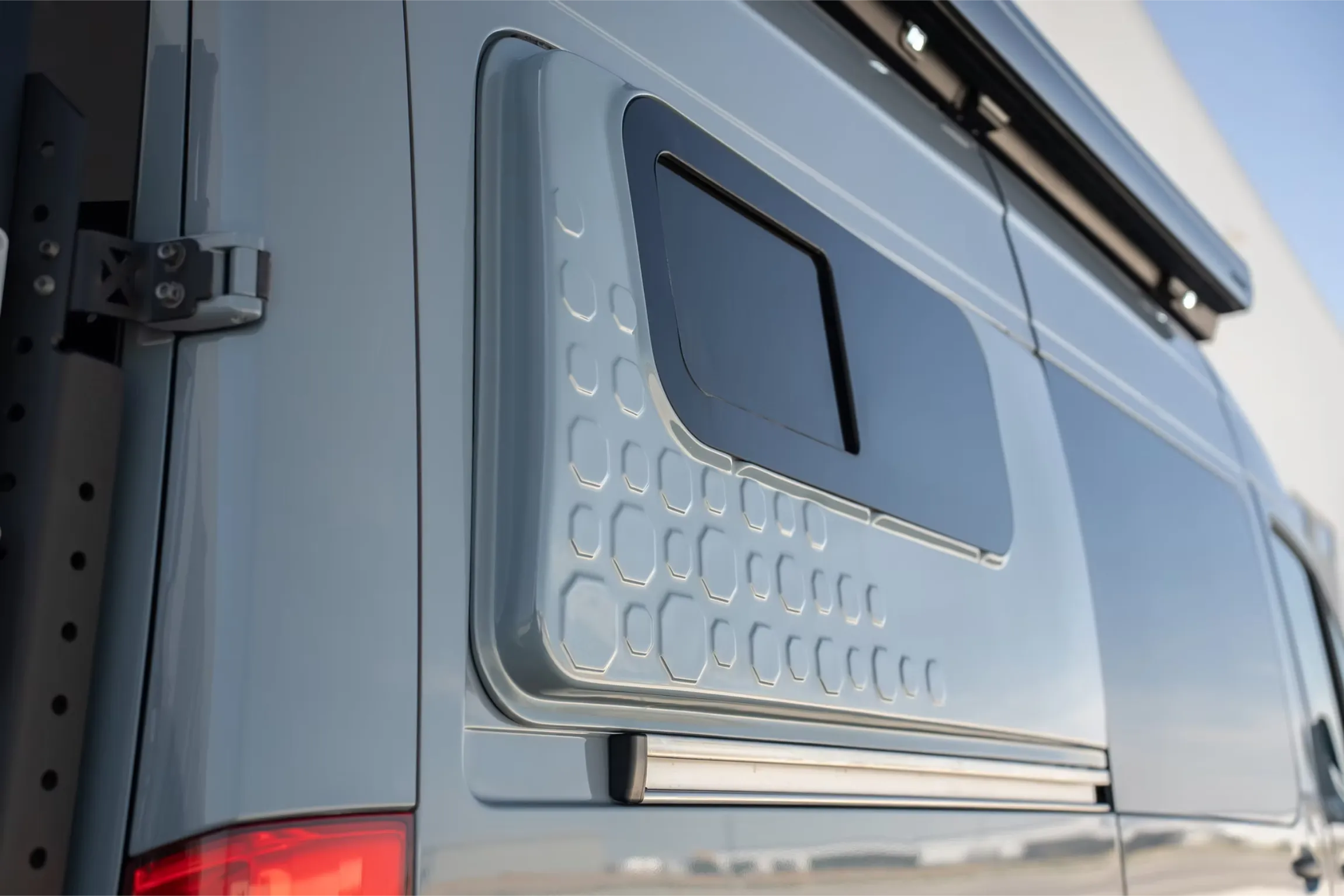 preowned-2023-sundance-kid-pro-x-mercedes-benz-sprinter-van-for-sale-off-highway-van-44