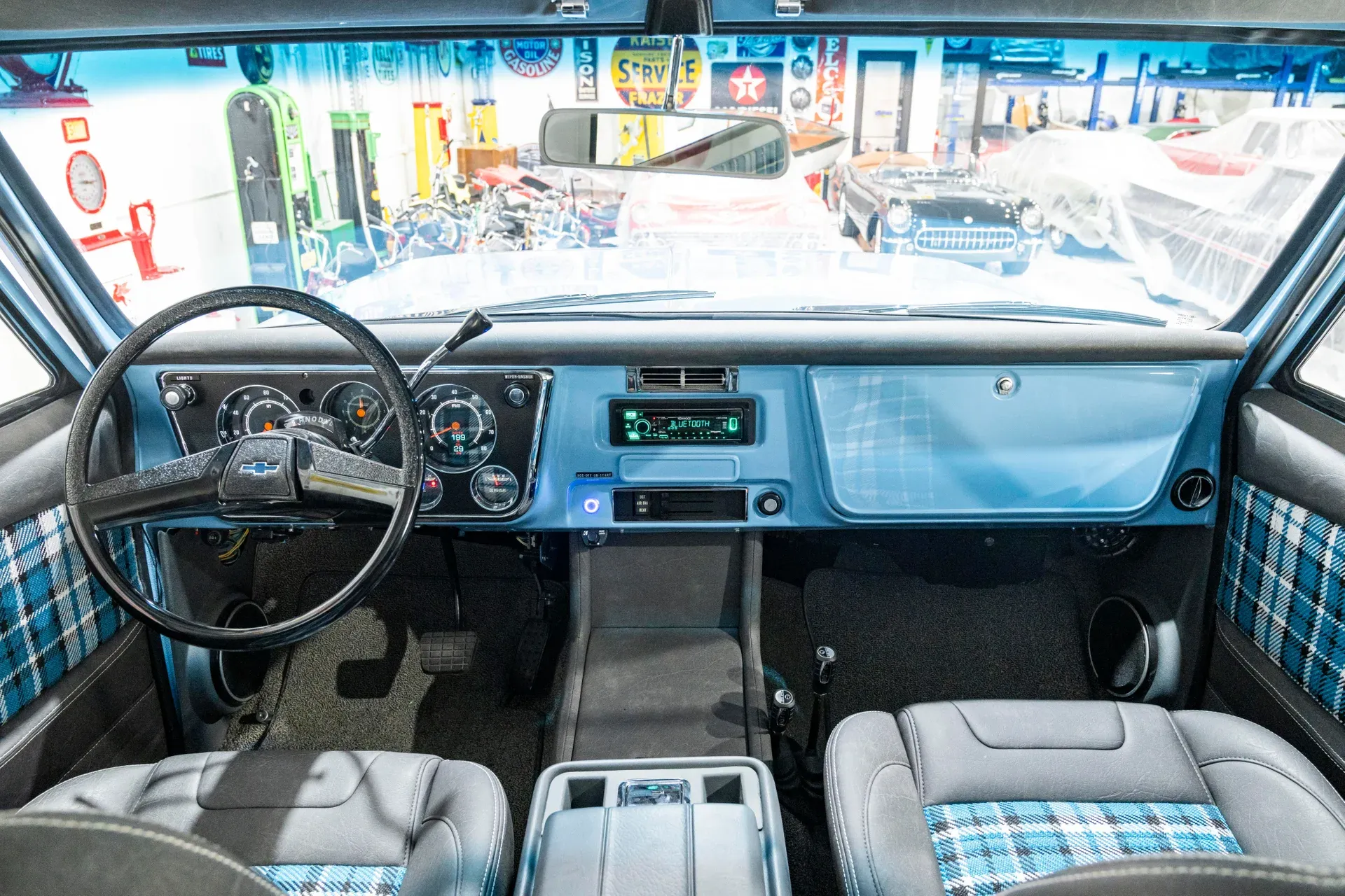 restored-1970-chevrolet-k5-blazer-for-sale-124