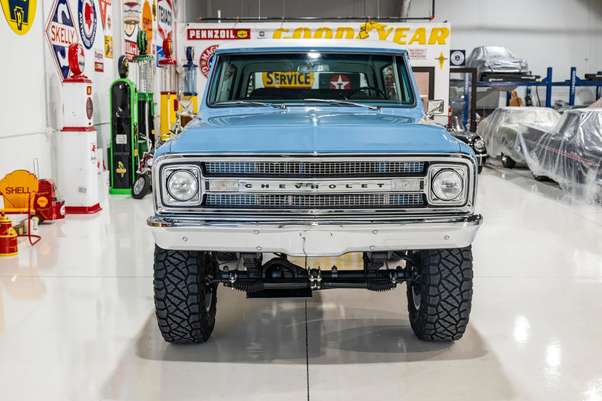 restored-1970-chevrolet-k5-blazer-for-sale-22