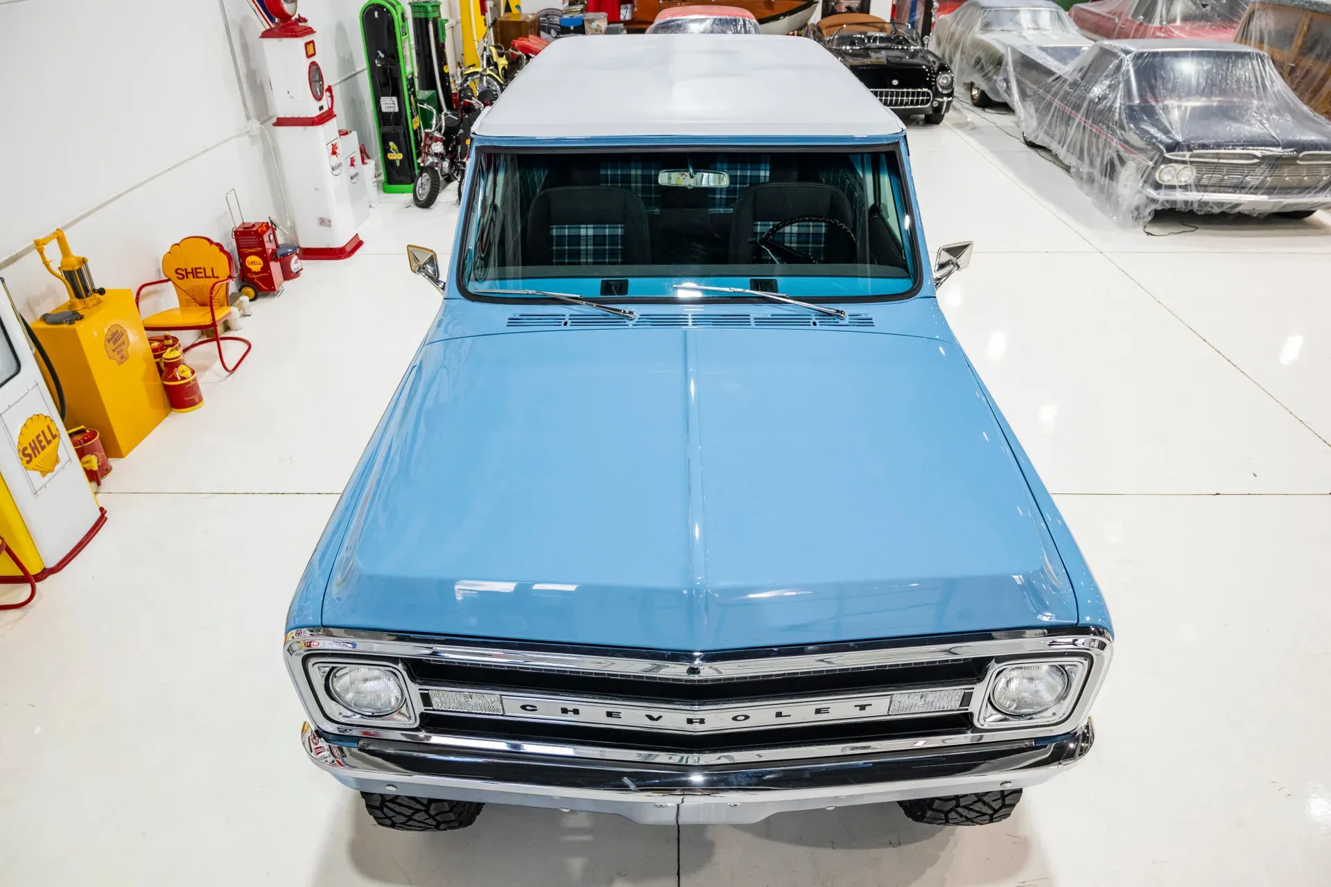 restored-1970-chevrolet-k5-blazer-for-sale-28