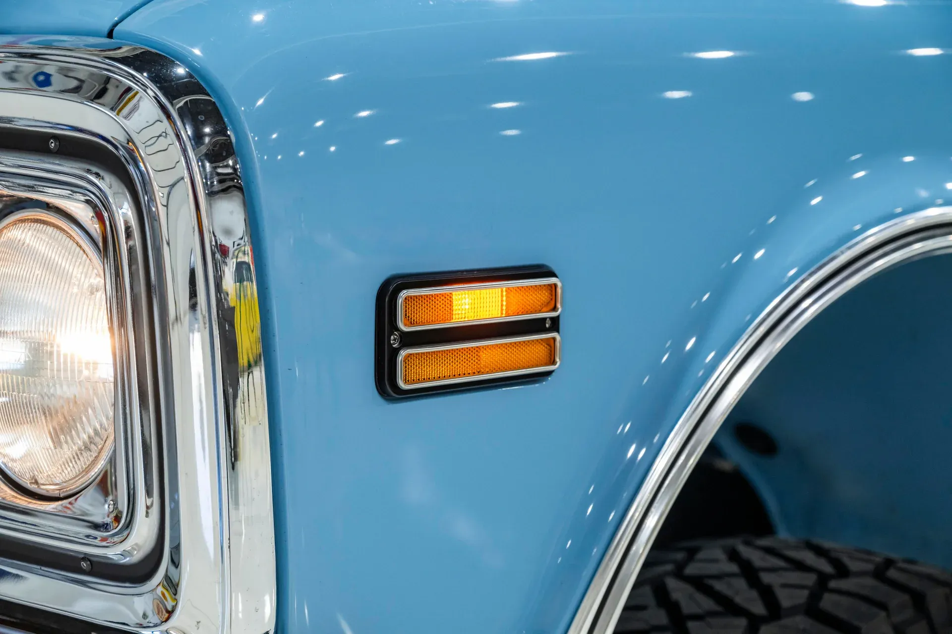 restored-1970-chevrolet-k5-blazer-for-sale-38