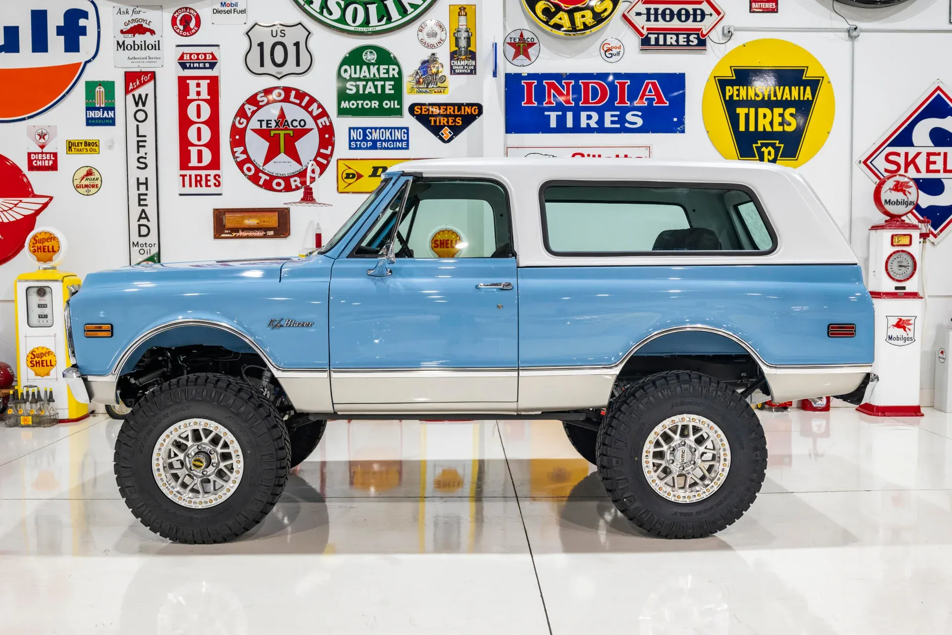 restored-1970-chevrolet-k5-blazer-for-sale-5