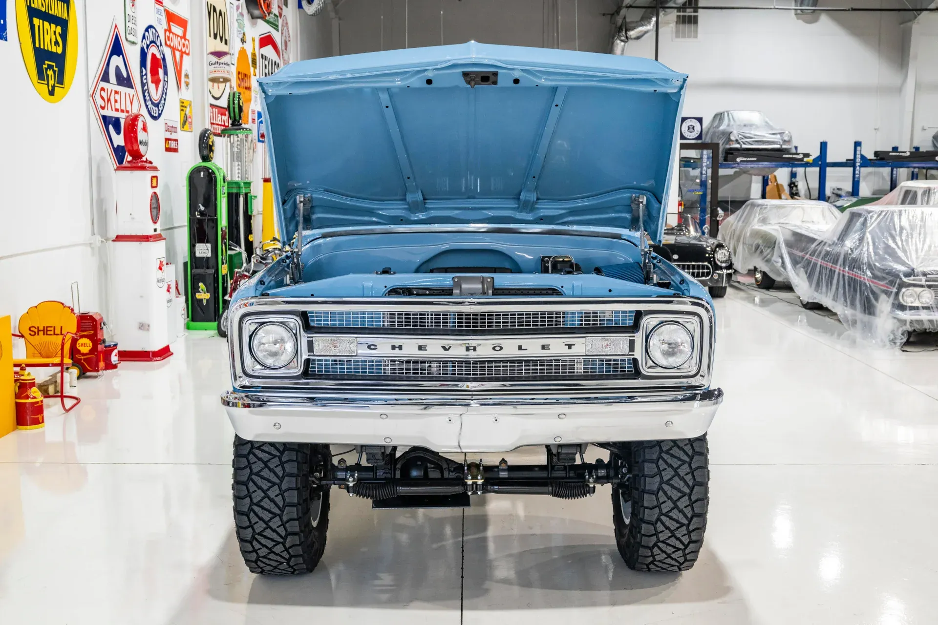 restored-1970-chevrolet-k5-blazer-for-sale-59
