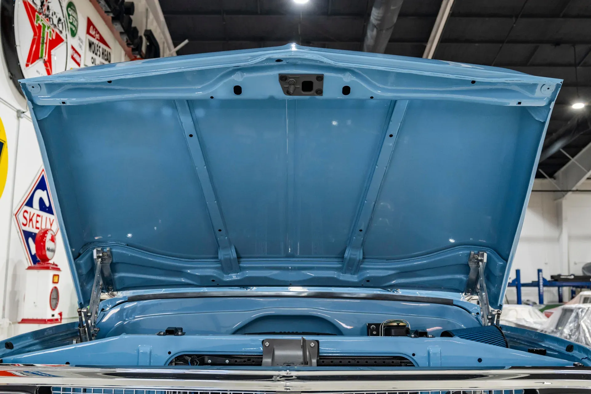 restored-1970-chevrolet-k5-blazer-for-sale-60