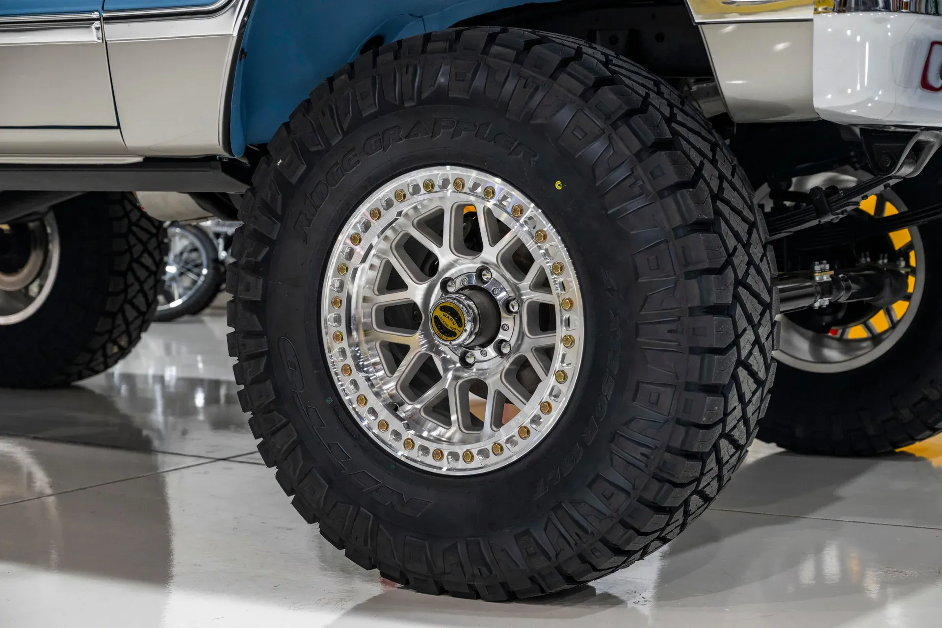 restored-1970-chevrolet-k5-blazer-for-sale-99