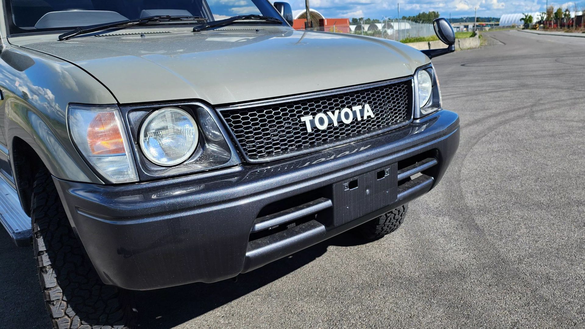 rhd-land-crusier-prado-for-sale-02