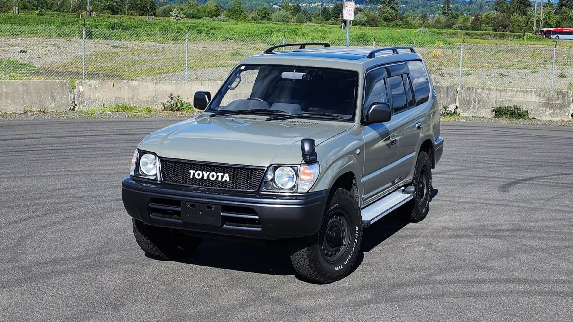 rhd-land-crusier-prado-for-sale-03