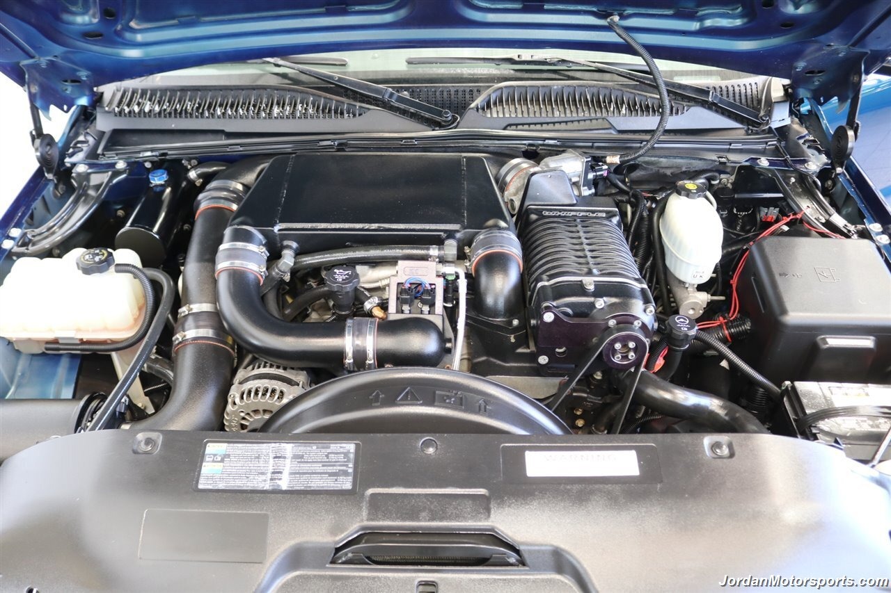 supercharged-2006-chevrolet-suburban-for-sale-13
