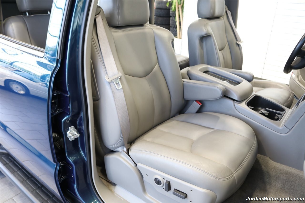 supercharged-2006-chevrolet-suburban-for-sale-16