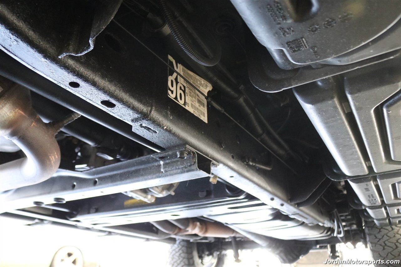 supercharged-2006-chevrolet-suburban-for-sale-26