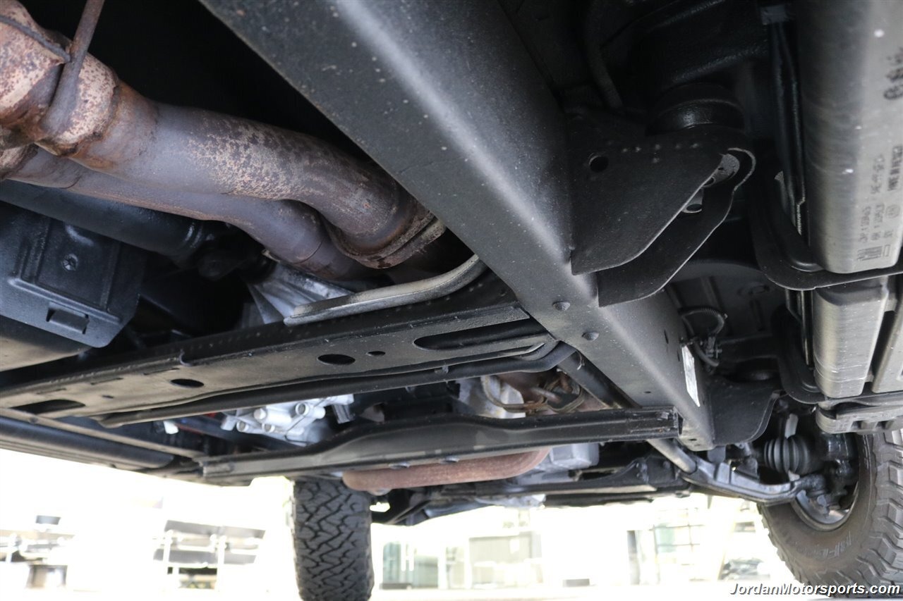 supercharged-2006-chevrolet-suburban-for-sale-30