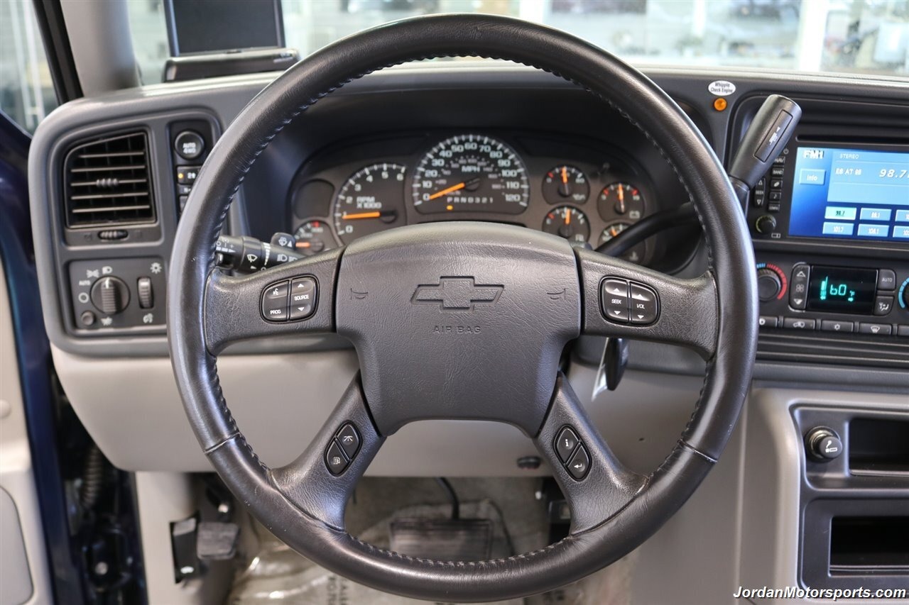supercharged-2006-chevrolet-suburban-for-sale-74