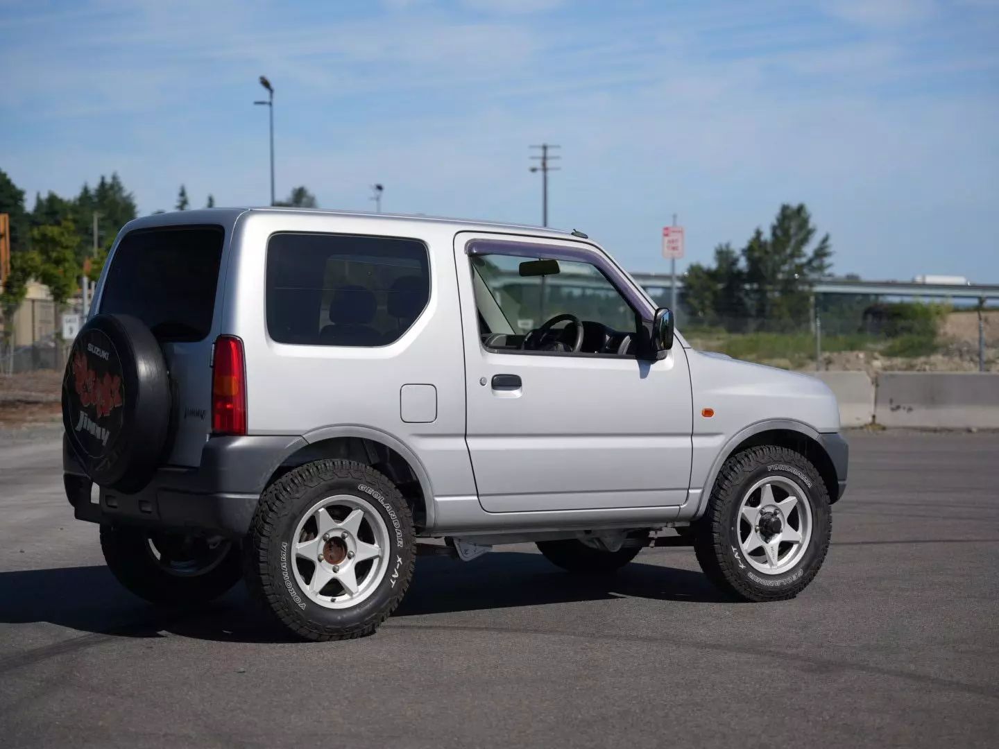 suzuki-jimny-silver-for-sale-13