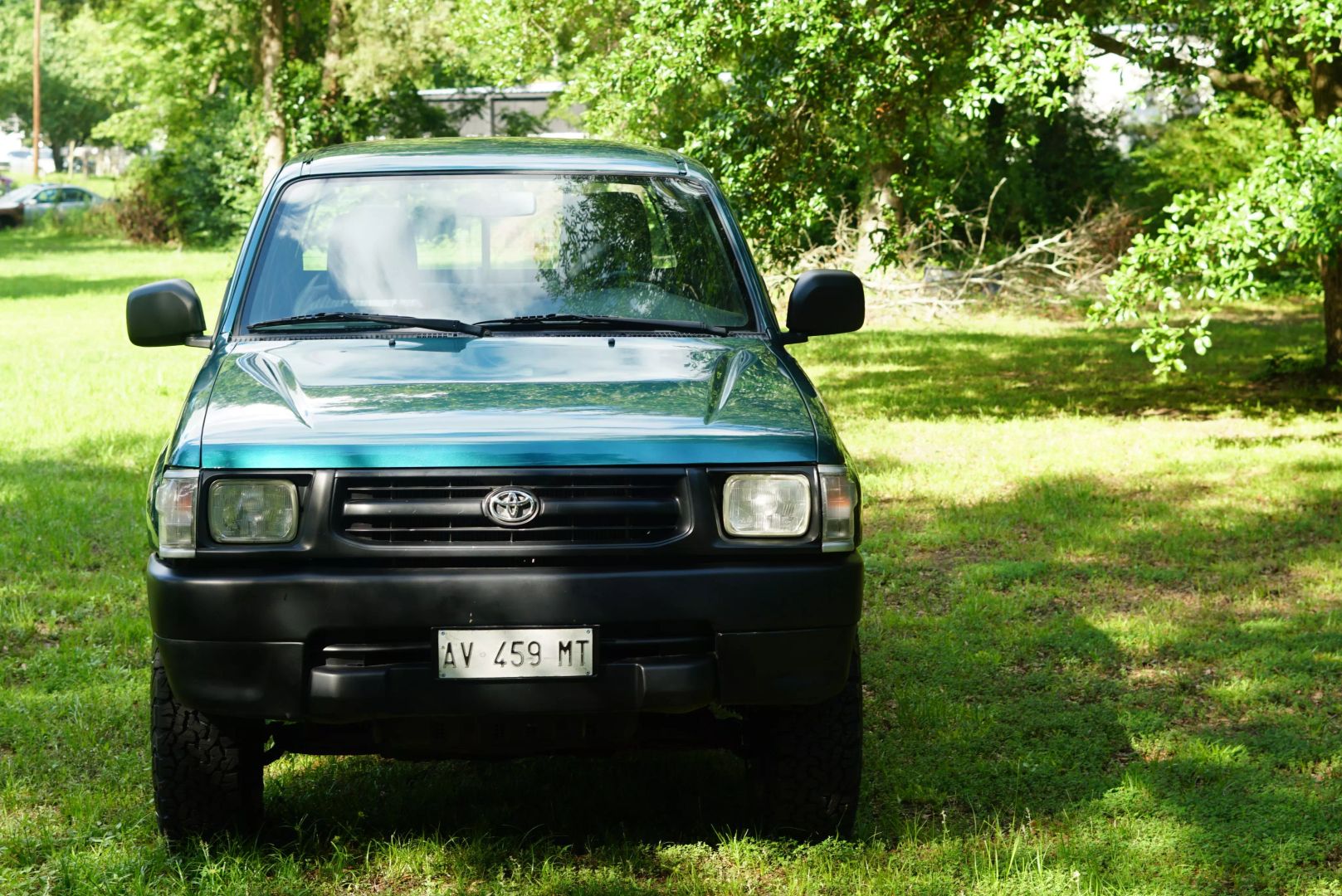 toyota-hilux-for-sale-04
