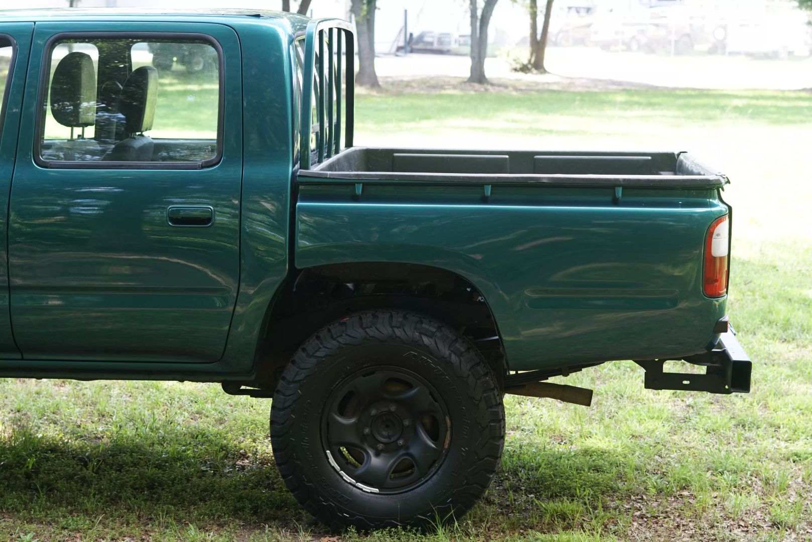 toyota-hilux-for-sale-08