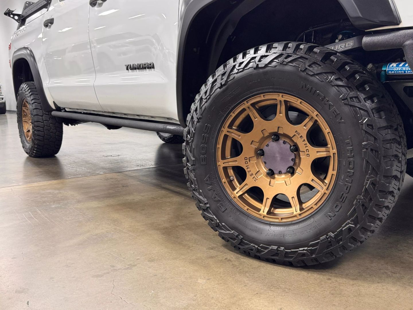 toyota-tundra-crewmax-for-sale-12