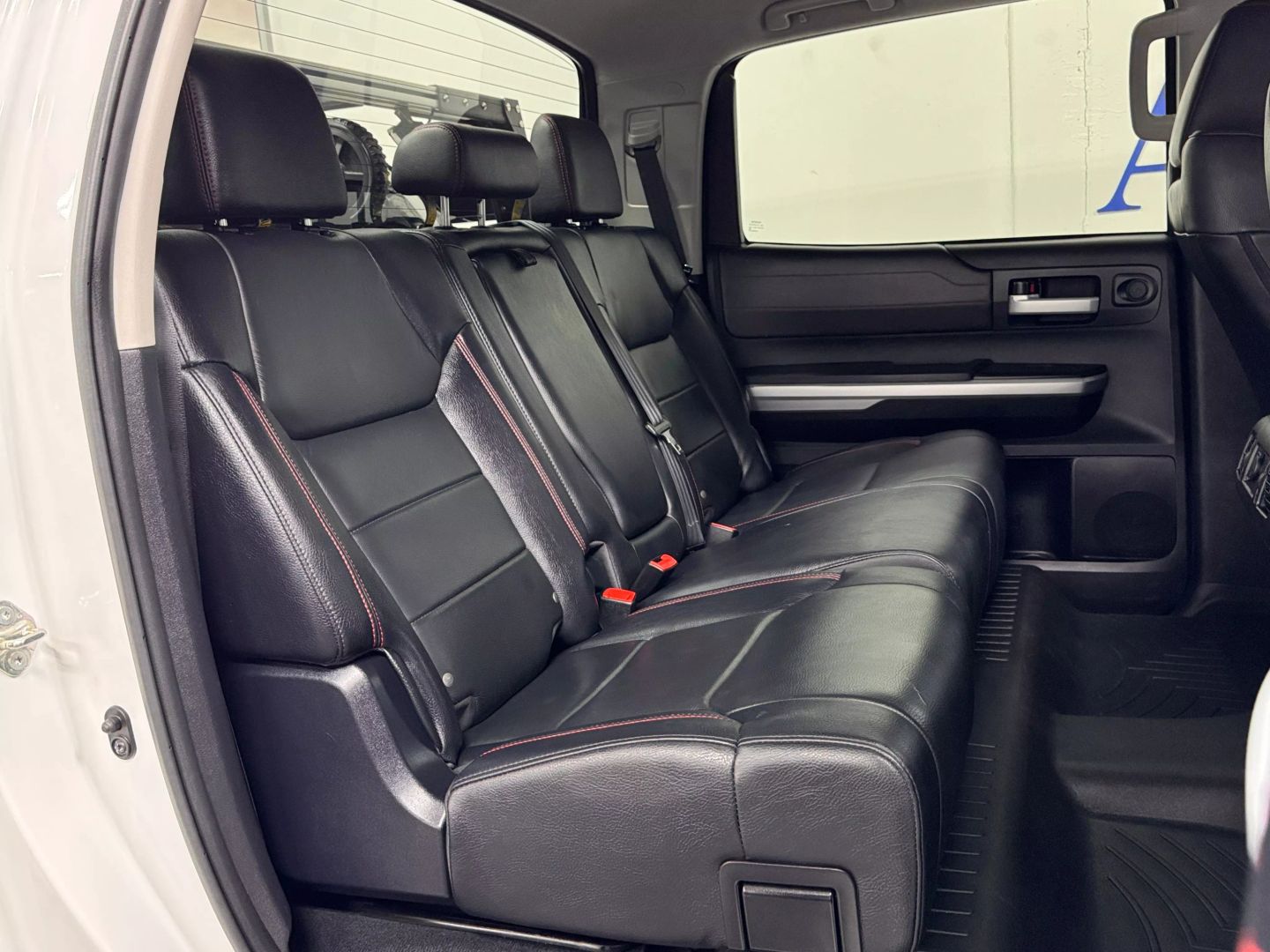 toyota-tundra-crewmax-for-sale-17