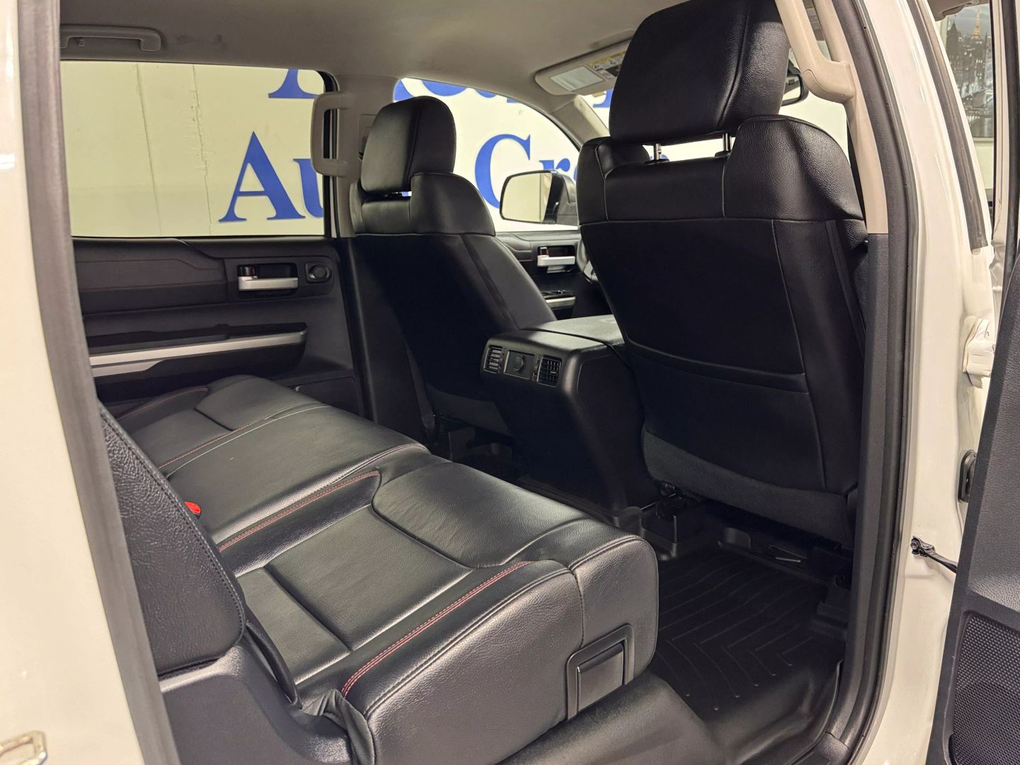 toyota-tundra-crewmax-for-sale-30