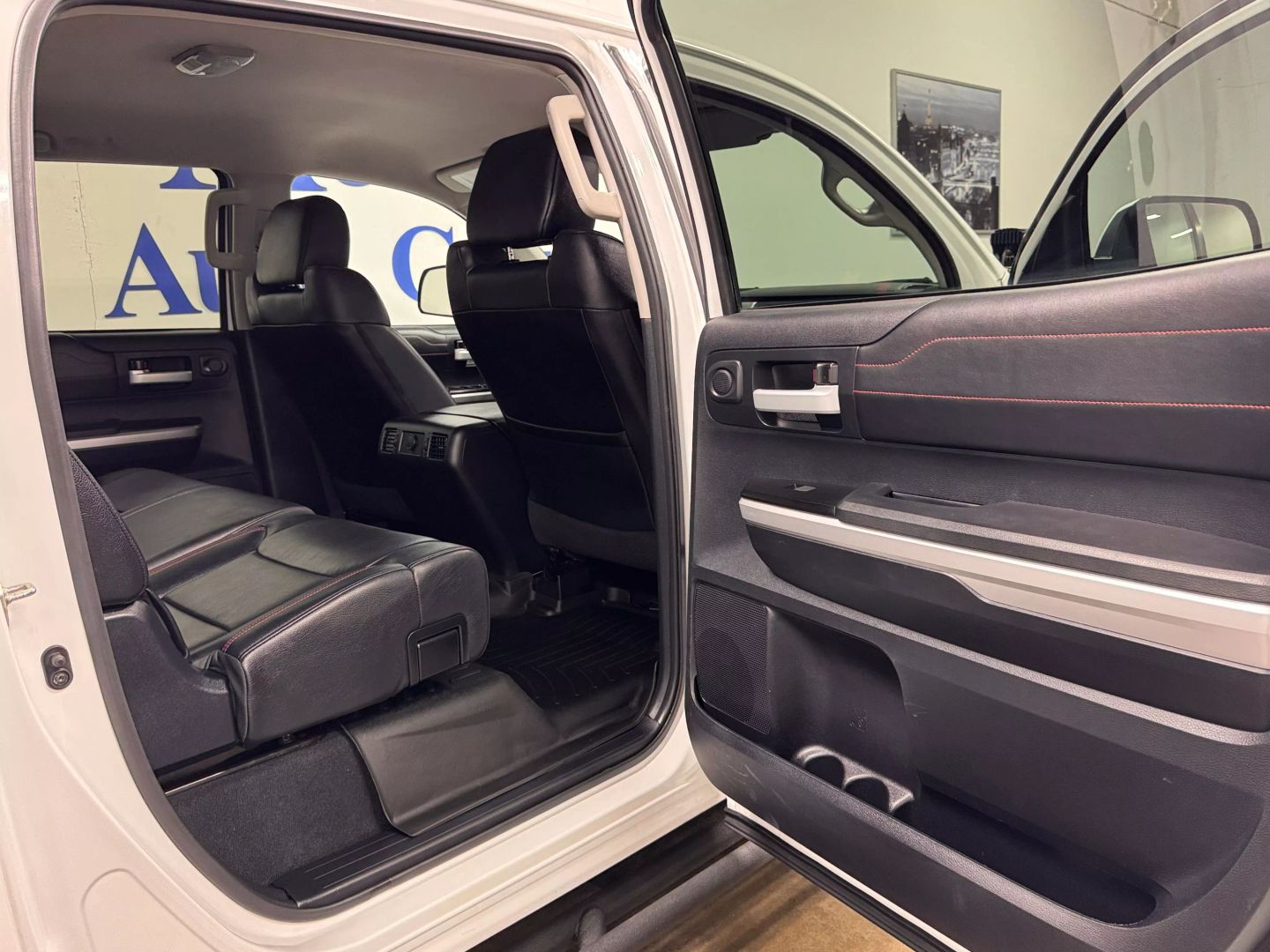 toyota-tundra-crewmax-for-sale-31