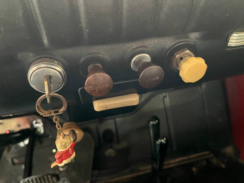 1947-gmc-c-k-2500-series-ec152-stake-side (36)