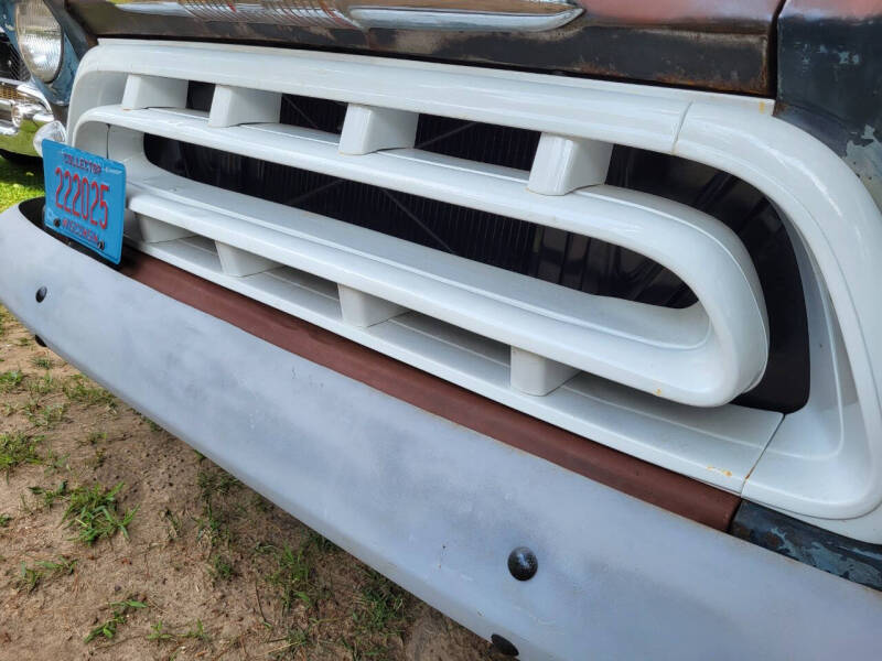 1957-chevrolet-3100-former-air-force-truck (20)