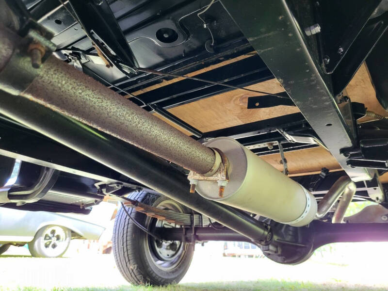 1957-chevrolet-3100-former-air-force-truck (3)