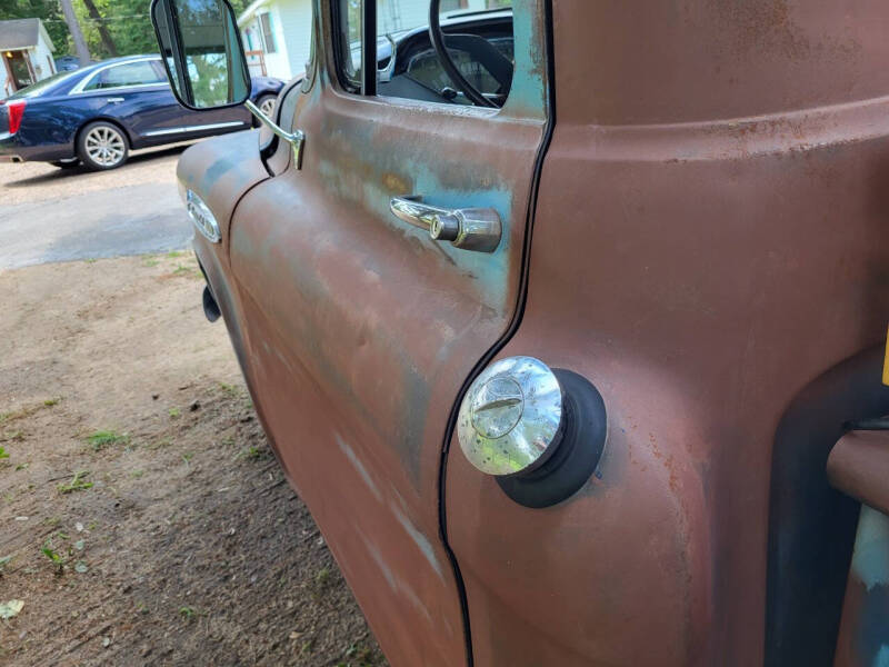 1957-chevrolet-3100-former-air-force-truck (33)
