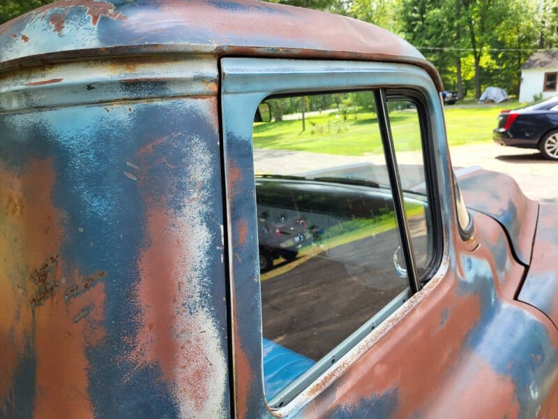 1957-chevrolet-3100-former-air-force-truck (75)