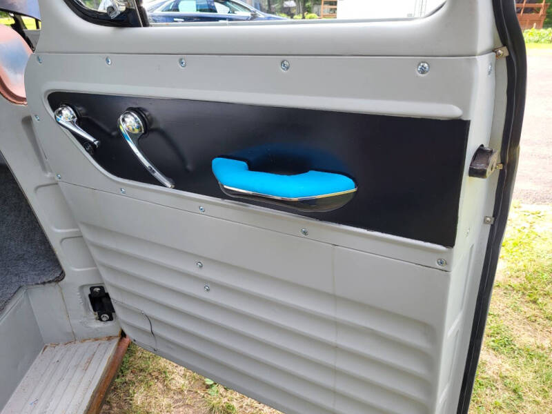1957-chevrolet-3100-former-air-force-truck (92)